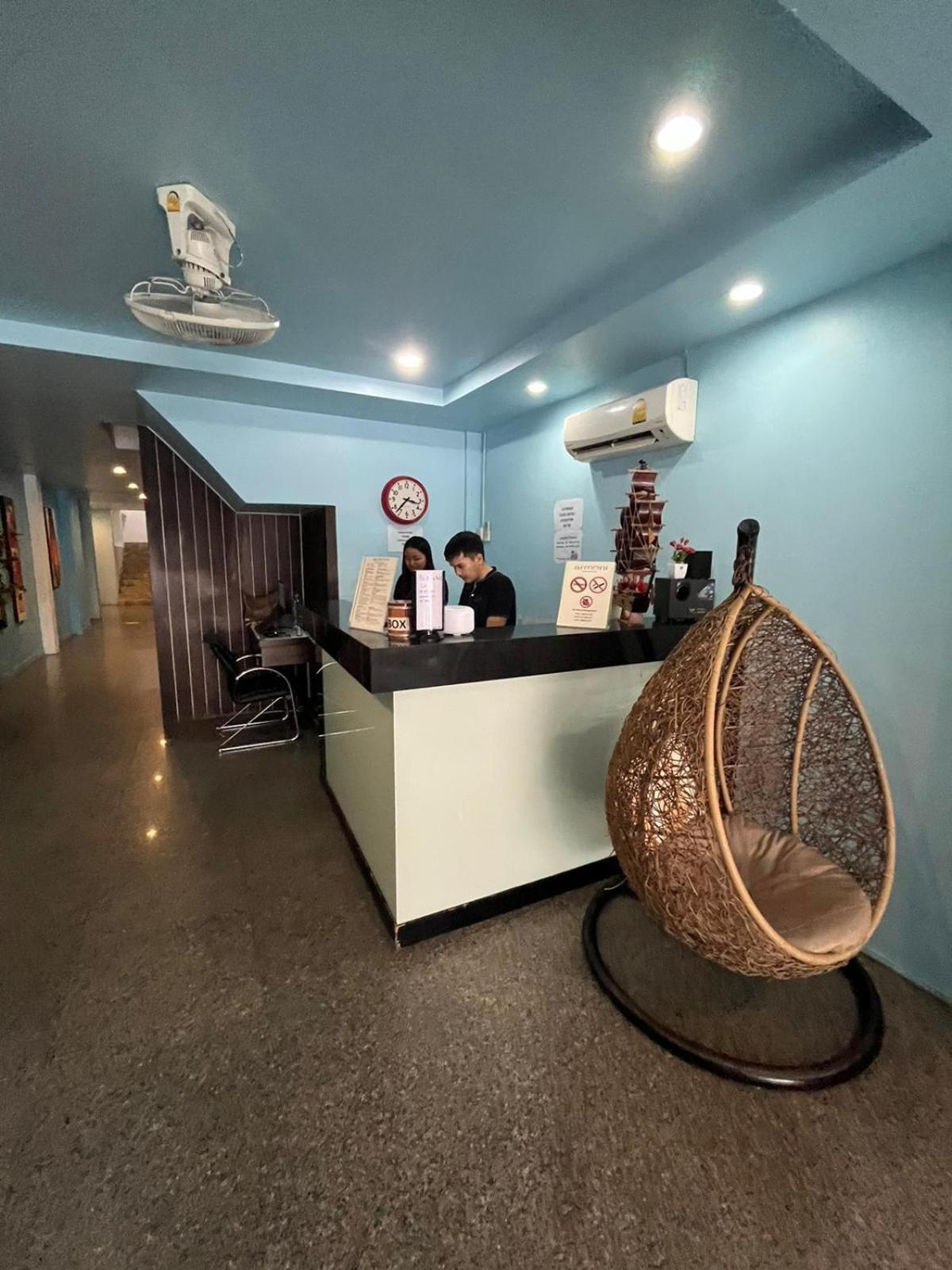 Armoni Patong Beach Hotel Bagian luar foto