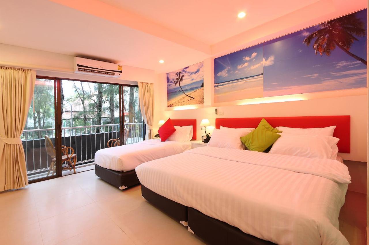 Armoni Patong Beach Hotel Bagian luar foto